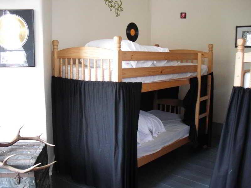 Art Roch Hostel Edinburgh Ngoại thất bức ảnh